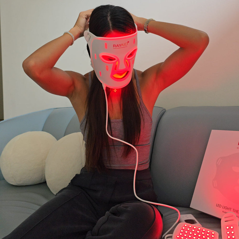 LED Light Therapy Mask | Face & Neck